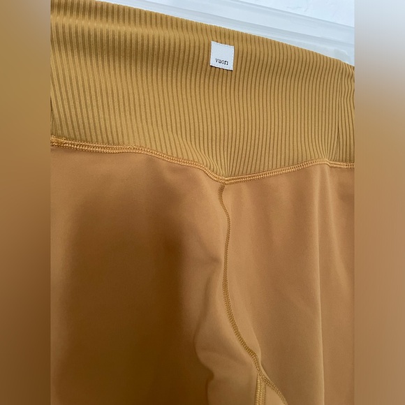 Vuori Rib studio legging in dark golden. Small. EUC. - Picture 7 of 15